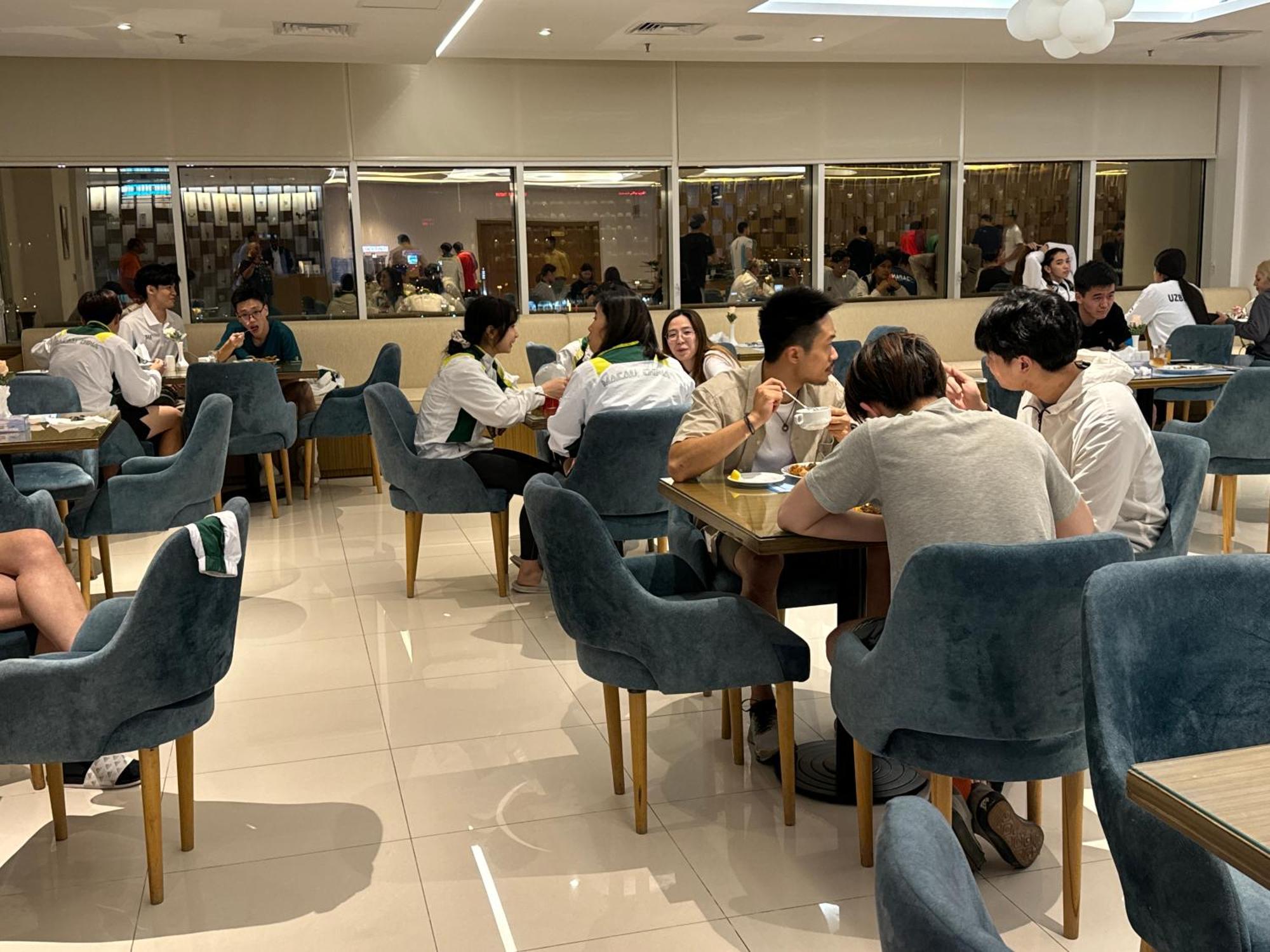 Dolphin Continental Hotel Kuwait City Ngoại thất bức ảnh