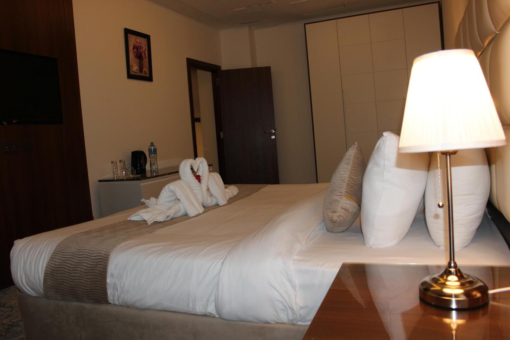 Dolphin Continental Hotel Kuwait City Ngoại thất bức ảnh