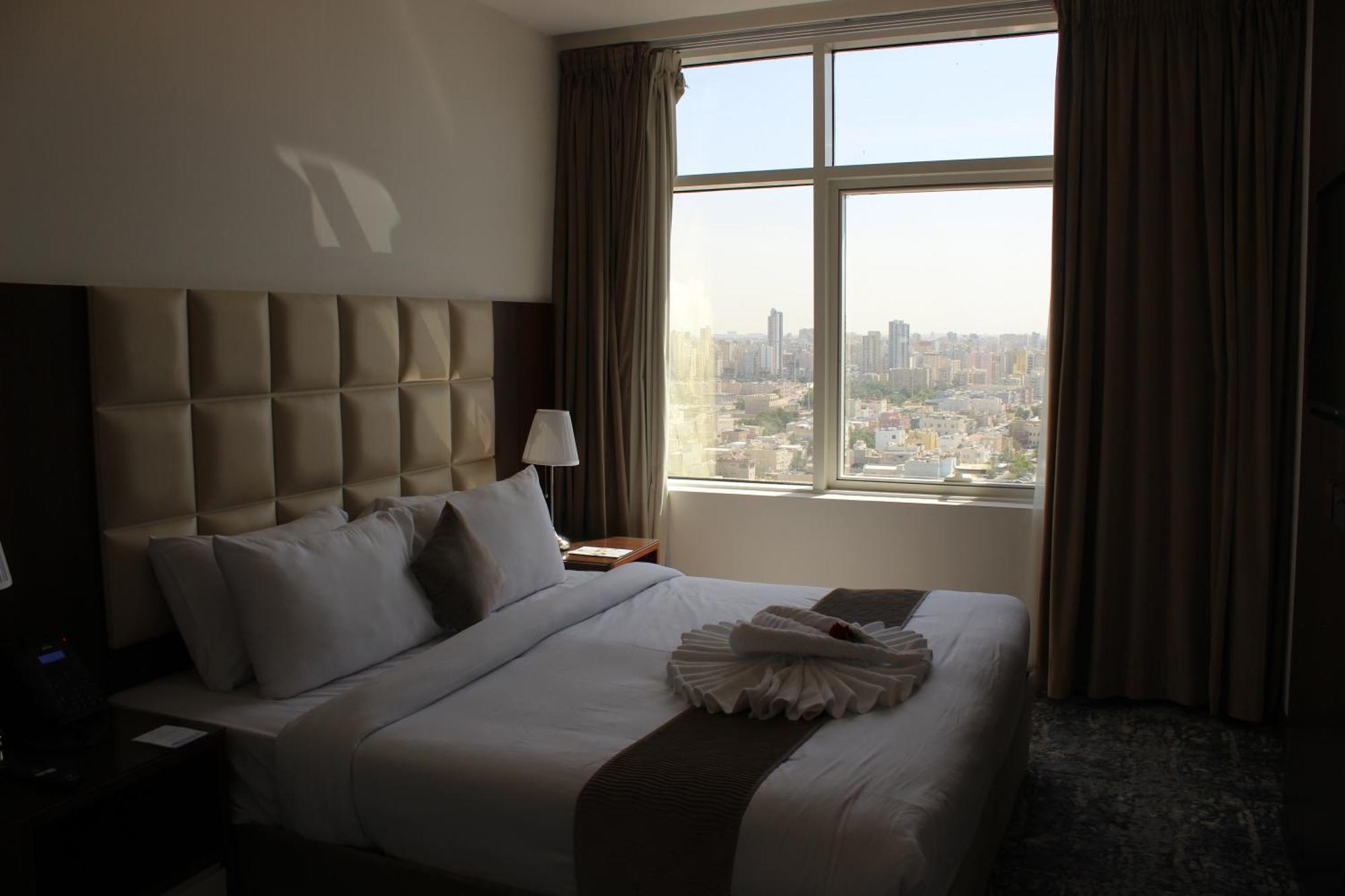 Dolphin Continental Hotel Kuwait City Ngoại thất bức ảnh